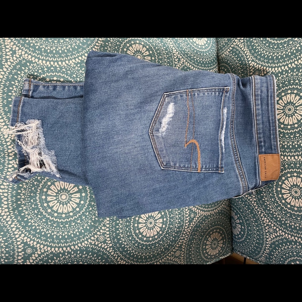 AE women’s jeans 18 short